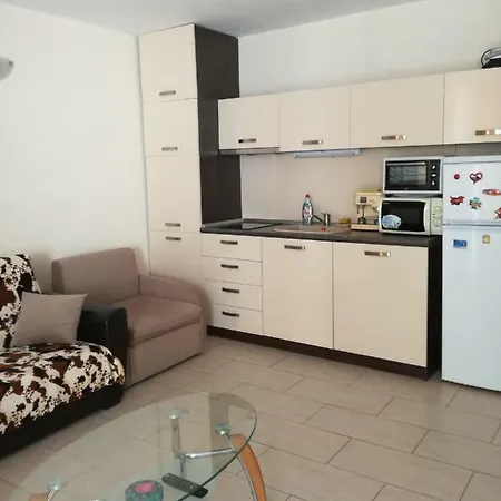 Gotevi Paradise דירה פומורי